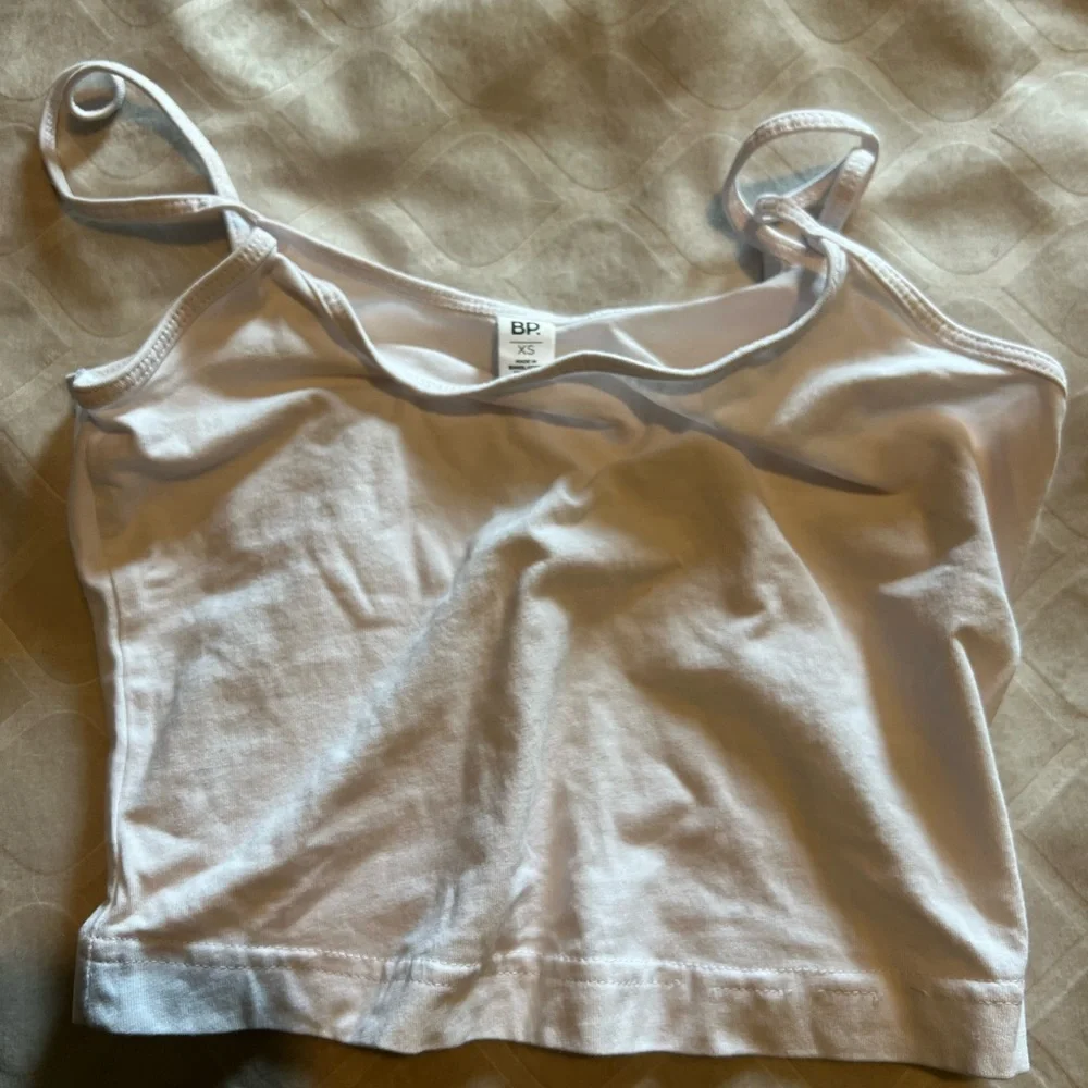 Multiple tops - Picture 11 of 14